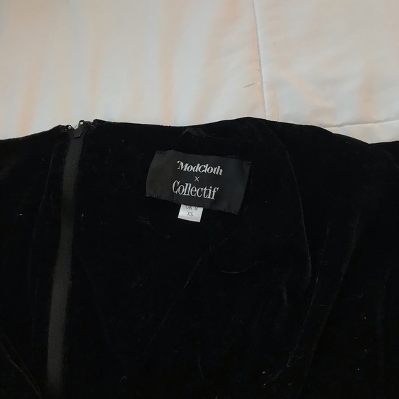 ModCloth x Collectif black velvet dress NWOT - Picture 4 of 6